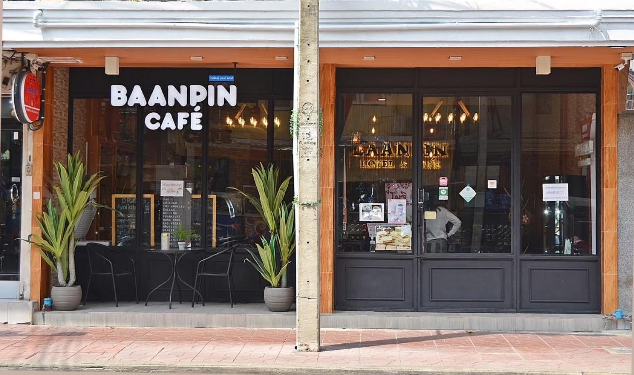 Baanpin Hotel & Cafe Бангкок Экстерьер фото